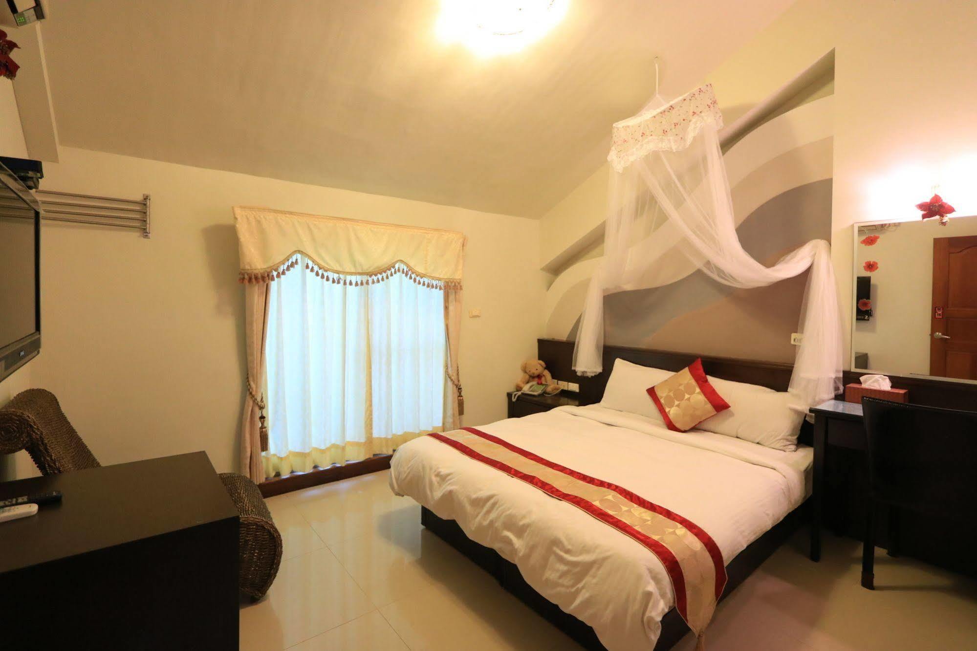 Bed and Breakfast 華納小筑 à Kenting Extérieur photo